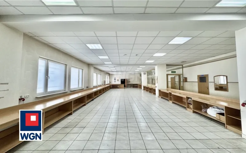 Obiekt przemysłowy/hala na  sprzedaż Myszków - Hala o wysokim standardzie 686 m2, utwardzona działka 4514 m2, baza, skład, przetwarzanie odpadów.