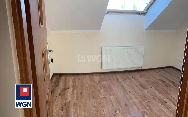 Obiekt usługowy na  sprzedaż Grabów Nad Prosną - Budynek - 3 lub 4 mieszkania i działalność gospod.